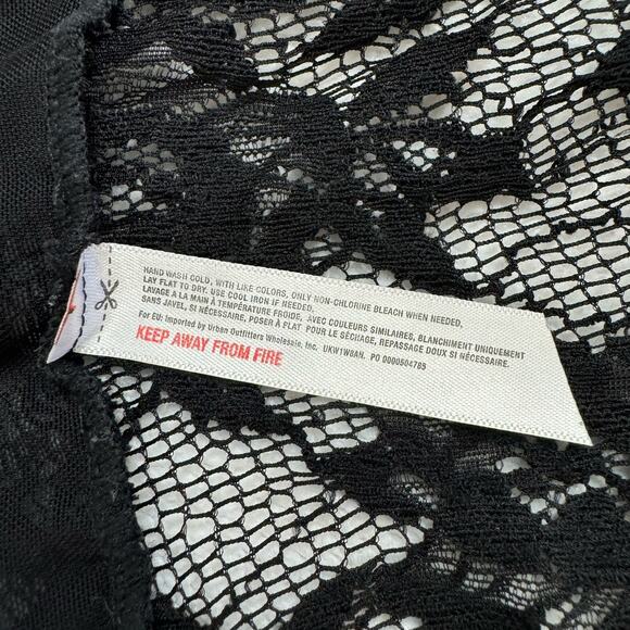 KIMCHI BLUE Black Lace Gothic Bra Crop Top Size Med-Large Womens Whimsygoth - Picture 6 of 8